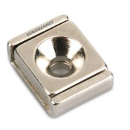 Magnet de neodim în carcasă de oțel, 10 mm x 13 mm x 5 mm, orificiu înfundat Magnet de neodim în carcasă de oțel, 10 mm x 13 mm x 5 mm, orificiu înfundat