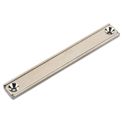 Neodímium mágnes acél házban,  100 mm x 13 mm x 5 mm, süllyesztett furattal Neodímium mágnes acél házban,  100 mm x 13 mm x 5 mm, süllyesztett furattal