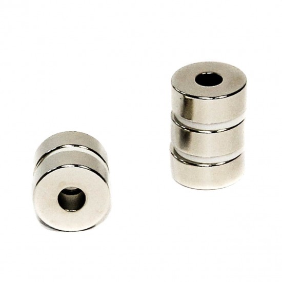 Neodímium gyűrű mágnes,  8mm x 2,5mm x 4mm, N48