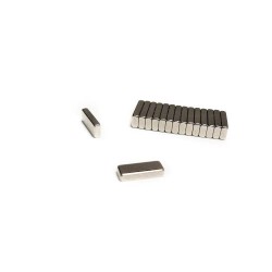 Neodímium hasáb mágnes,  18mm x 8mm x 3mm, N52 Neodímium hasáb mágnes,  18mm x 8mm x 3mm, N52
