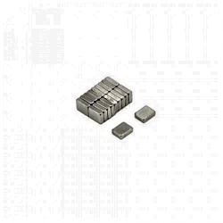 Neodímium hasáb mágnes,  5mm x 4mm x 1mm, N48 Neodímium hasáb mágnes,  5mm x 4mm x 1mm, N48